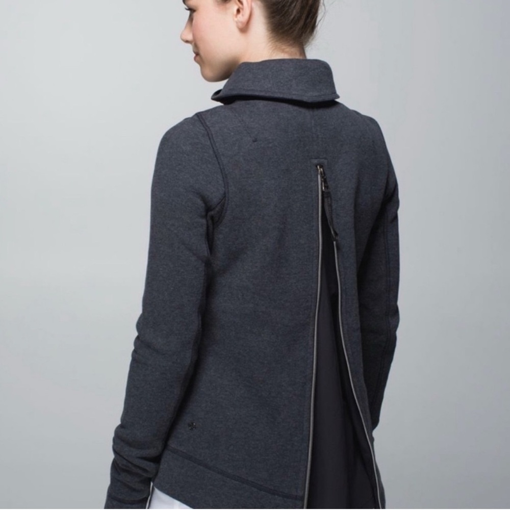 Lululemon En Route Jacket - Excellent used condition - size 4